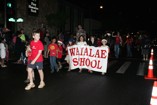 Waialae School joins the Kaimuki Christmas Parade