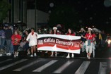 Kahala Elementary marches along Kaimuki Christmas Parade 2011