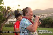 Guest and Jake Shimabukuro performs for the Kaimuki community
